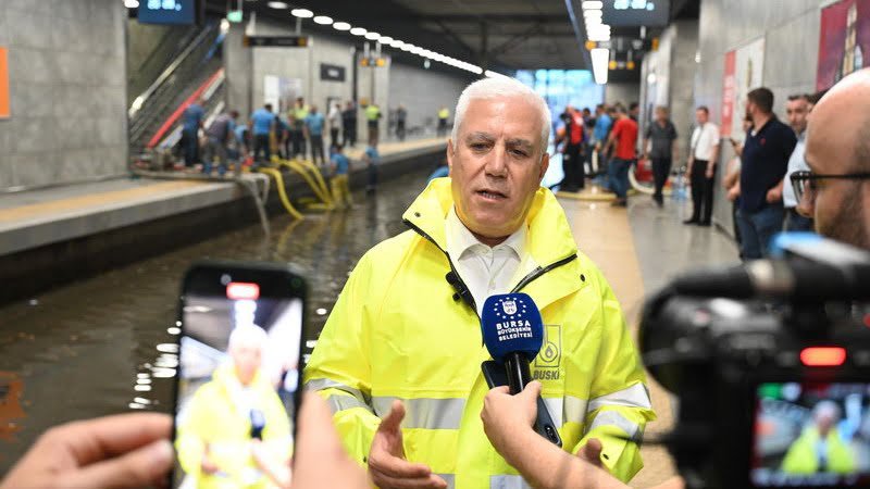 Başkan Bozbey’den BursaRay Hattında İnceleme