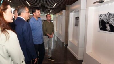 Osmangazi Belediyesi’nde fotoğrafçı olarak görev yapan Mustafa Mesut Şık, sahipsiz