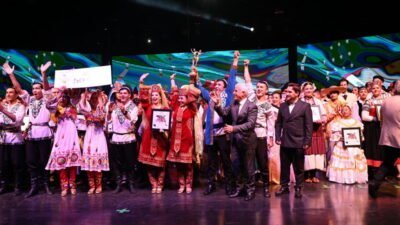 Bu yıl dünyanın 23 farklı ülkesinden gelen 720 dansçının katılımıyla