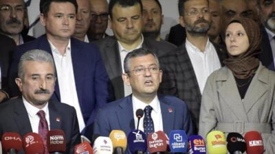 CHP Genel Başkanı Özgür Özel, "Yarın, sesimiz Bursa'dan yükselecek! Türkiye'nin