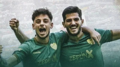 Bursaspor Kulübü altyapısından yetişen iki oyuncusunun takımdan ayrıldığını açıkladı.