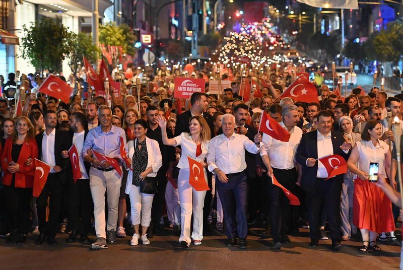 İşte Bursa, işte Zafer Bayramı coşkusu