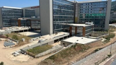 AK Parti Bursa Milletvekili Refik Özen TBMM'deki konuşmasında, müteahhiti işi