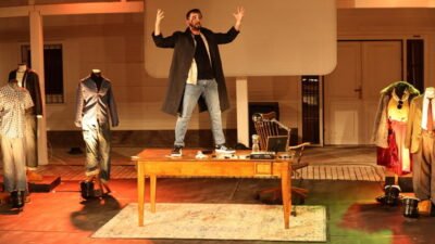 Nilüfer Belediyesi Kent Tiyatrosu, Ormandaki Kulübe Yaz Sezonu'nu "Bir Kumarbazın