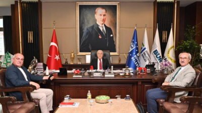 Bursa Büyükşehir Belediye Başkanı Mustafa Bozbey, Bandırma Onyedi Eylül Üniversitesi