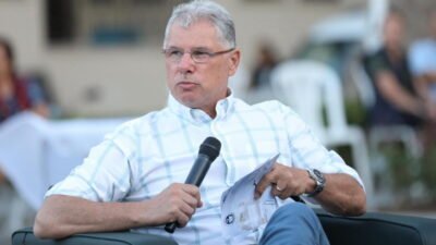 Mudanya Belediye Başkanı Deniz Dalgıç, TBMM'de kabul edilen Hayvanları Koruma