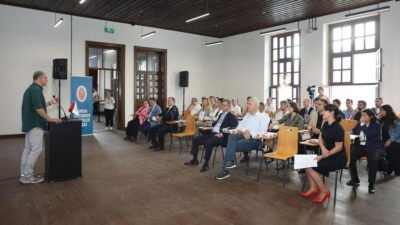 Mudanya'da düzenlenen Çalıştayda, veteriner hekimlerin karşılaştığı zorluklar, hayvan sağlığı ve