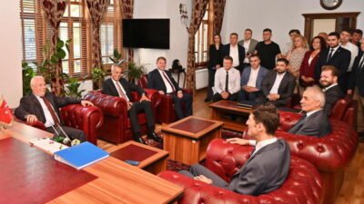  ‘Başkan Bozbey Burada’ projesi kapsamında Karacabey ilçesini ziyaret eden Bursa