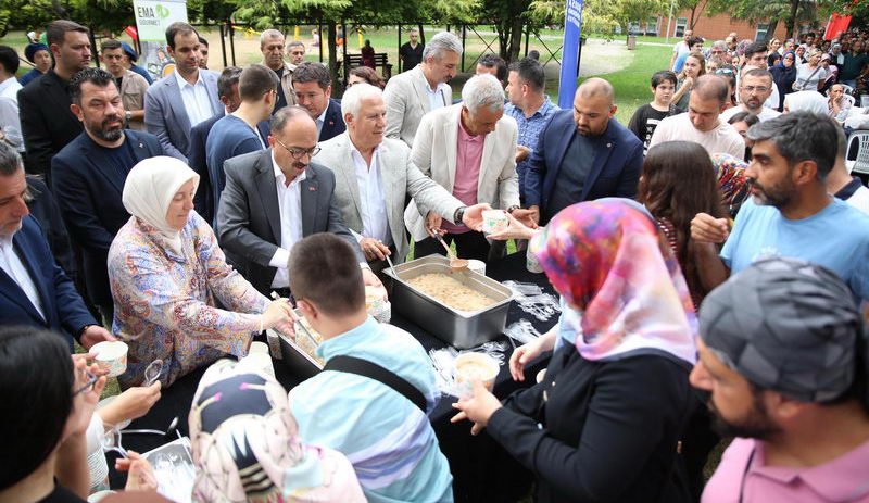 Büyükşehir, glütensiz yaşamın yanında