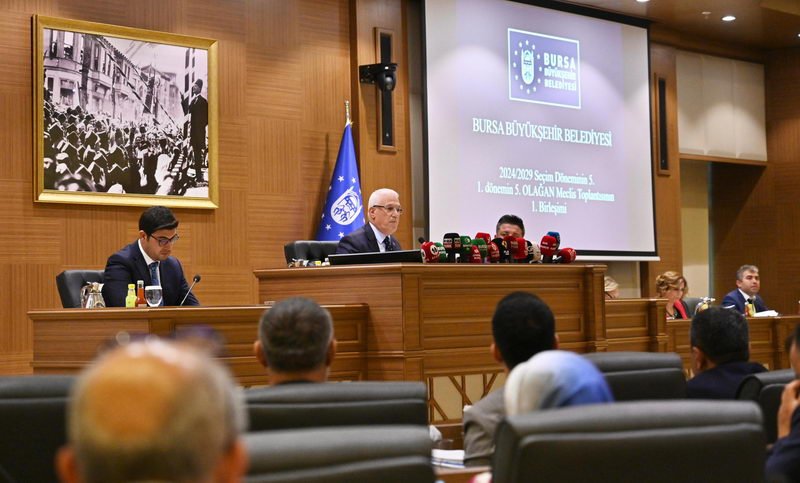 Bursa Büyükşehir Belediye Başkanı Mustafa Bozbey, “Kentsel dönüşüm deyince Ataevler