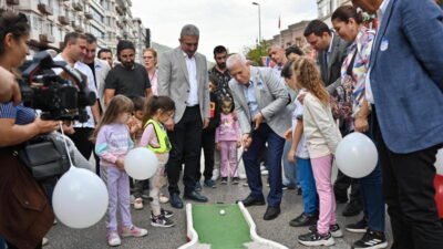 Bursa Büyükşehir Belediyesi, ’Avrupa Hareketlilik Haftası’ etkinlikleri çerçevesinde Atatürk Caddesi’ni
