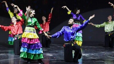 Osmangazi Belediyesi Gösteri Sanatları Topluluğu’nun yeni dönem kayıtları başladı.