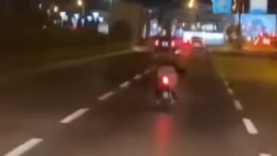 BURSA'DA MOTOSİKLET SÜRÜCÜSÜ CANINI BÖYLE HİÇE SAYDI