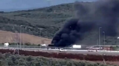 BURSA'DA TIR ALEVLERE TESLİM OLDU