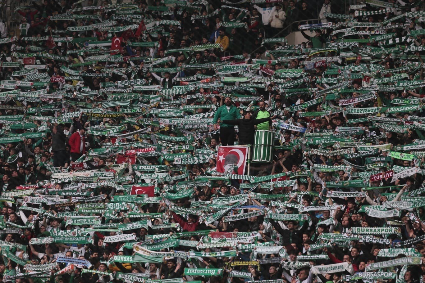 BURSASPOR KULÜBÜ, TOKAT BELEDİYE PLEVNE MAÇININ BİLETLERİNİN SATIŞA ÇIKTIĞINI AÇIKLADI.