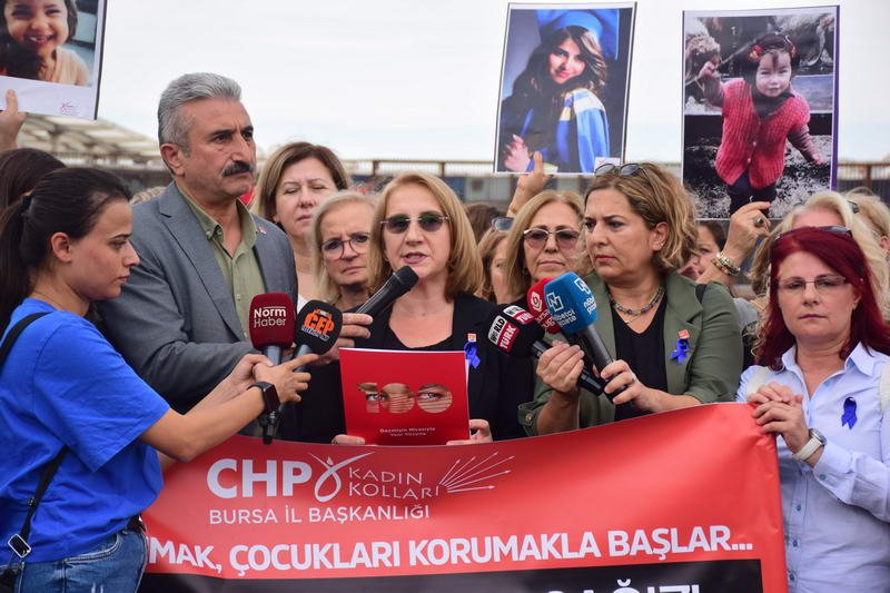 Cumhuriyet Halk Partisi Bursa İl Kadın Kolları Başkanlığı Narin Güran,