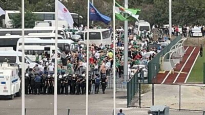 Düzce Valiliği'nden yapılan açıklamada Düzcespor-Bursaspor karşılaşması öncesinde yaşanan olaylarla ile