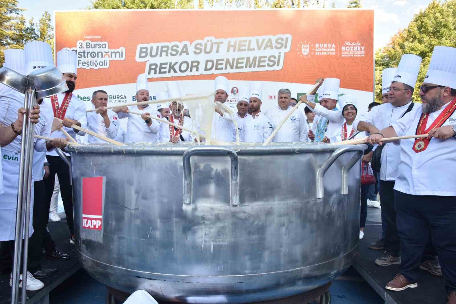 3. BURSA ULUSLARARASI GASTRONOMİ FESTİVALİ’NDE, TÜRKİYE’NİN FARKLI KENTLERİNDEN GELEN 150