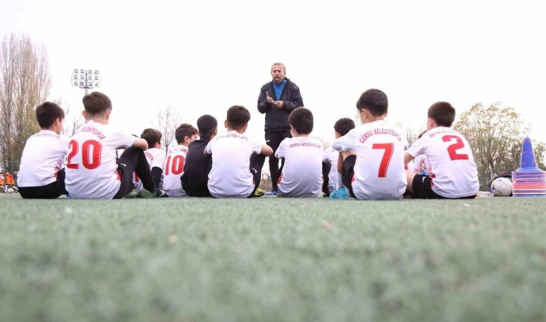 GÜRSU BELEDİYESİ’NİN 8 YILDIR DÜZENLEDİĞİ KIŞ FUTBOL OKULLARI YENİ DÖNEME