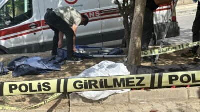 BURSA’DA HAVA ALMAYA ÇIKTI, OTURDUĞU BANKTA KALP KRİZİ GEÇİREREK HAYATINI