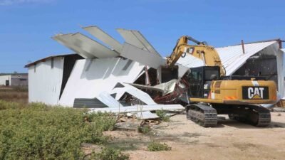 KAÇAK YAPILARLA MÜCADELEYİ ARALIKSIZ SÜRDÜREN NİLÜFER BELEDİYESİ YIKIM EKİPLERİ, BÜYÜKBALIKLI