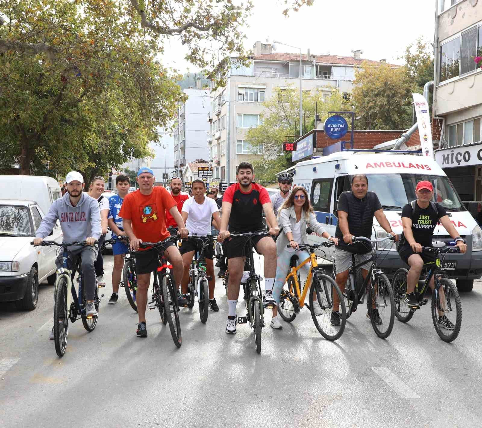 MUDANYA BELEDİYESİ, AVRUPA HAREKETLİLİK HAFTASI’NI BİSİKLET TURLARI VE SPOR ETKİNLİKLERİYLE