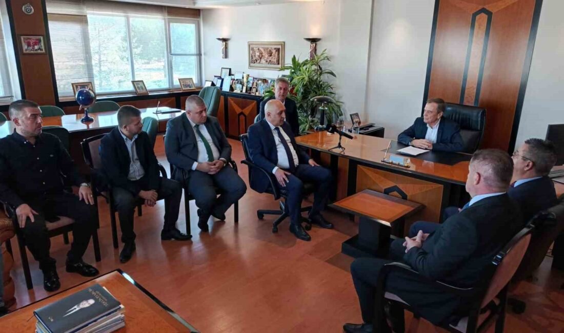 Son 3 yılda yaptığı 6 erken seçim ile İsrail’i bile