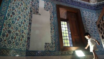 Bursa’da Muradiye Külliyesi’ndeki Kanun Sultan Süleyman’ın oğlu Şehzade Mustafa’ya ait