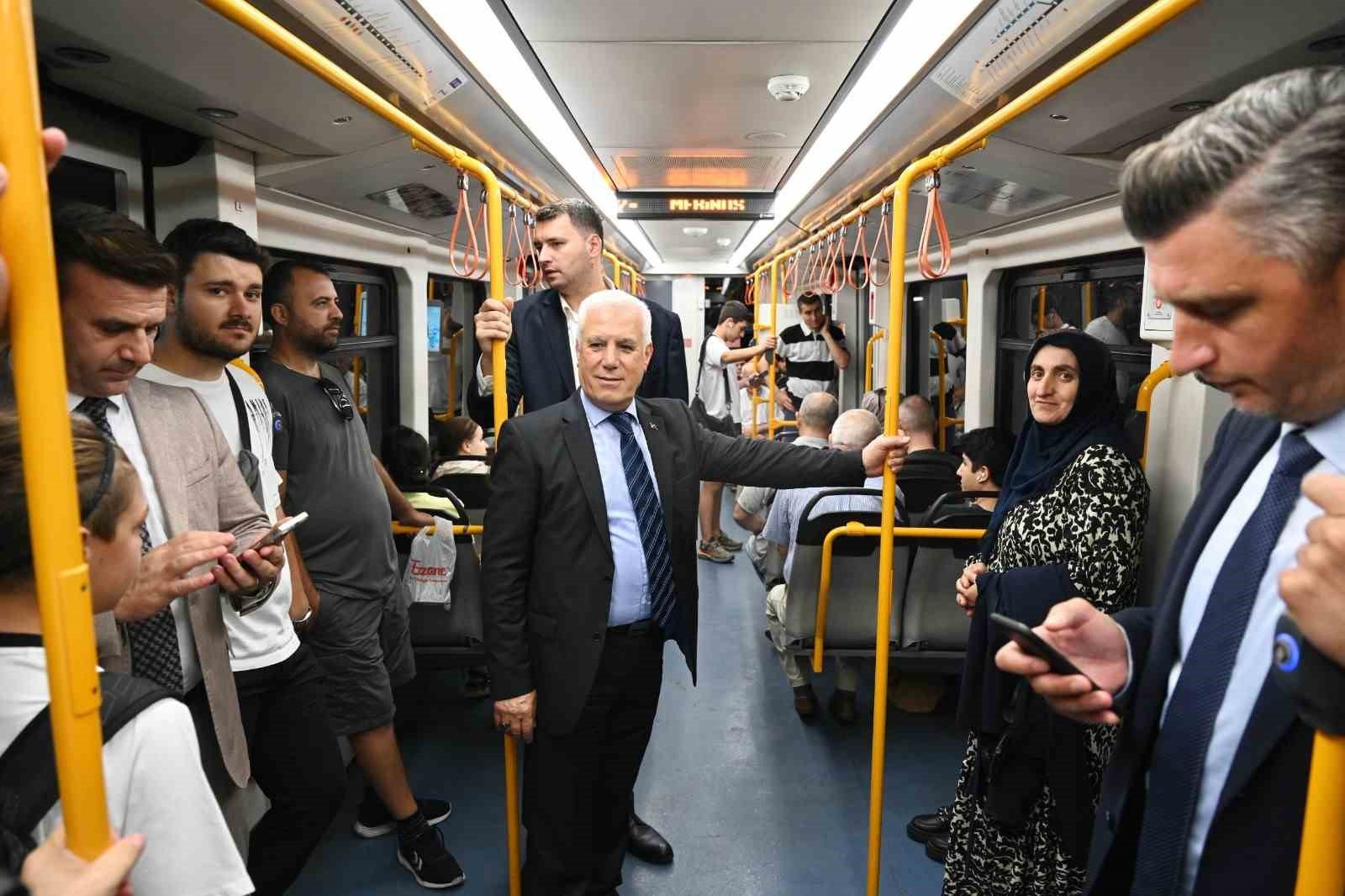 ULAŞIMDA BİR ÇOK YENİLİĞİ KENTE KAZANDIRAN BURSA BÜYÜKŞEHİR BELEDİYESİ, VATANDAŞLARIN