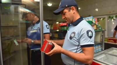 ZABITA MÜDÜRLÜĞÜ EKİPLERİ TARAFINDAN OKUL KANTİNLERİNE YÖNELİK DENETİMLER GERÇEKLEŞTİRİLİRKEN, TEMİZLİK