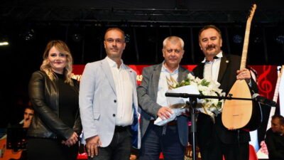 Osmangazi Belediyesi, düzenlediği mahalle konserleri ile yurttaşların sanatla bağını güçlendirmesine