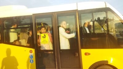 30 AĞUSTOS ZAFER MAHALLESİ’NDE OKULLARIN AÇILMASIYLA HİZMETE GİREN MİNİBÜS TİPİ