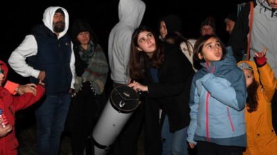 ‘Cumhuriyet Işığında Bilim’ temasıyla düzenlenen gökyüzü gözlemi ve bilim sohbetleri,