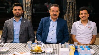 Bursaspor yönetimi, futbolcuları ve eski bakan Faruk Çelik, Özlüce İbrahim
