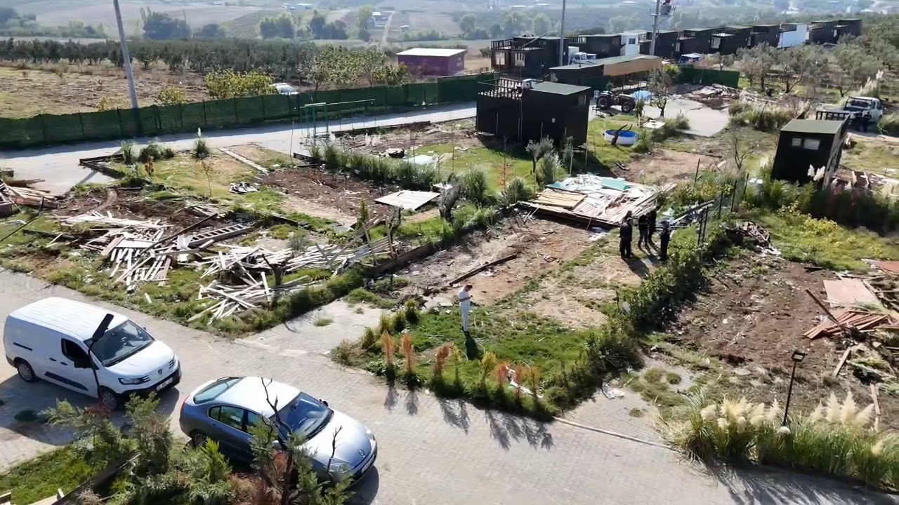 Bursa’da kaçak olarak tarım arazilerine ve ormana bitişik olarak yapılan