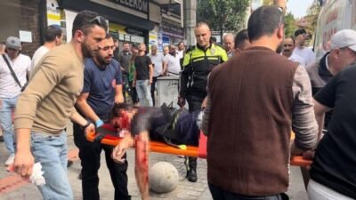 Bursa’da dün öğle saatlerinde arkadaşıyla yürüdüğü esnada başından vurularak öldürülen