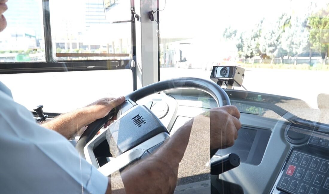 Bursa Büyükşehir Belediyesi 360 araçta yapay zeka destekli şoför izleme