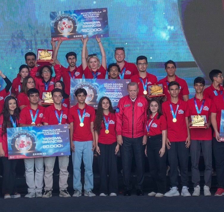 Bursa Uludağ Üniversitesi öğrencileri ölümcül hastalık olan Amyotrofik Lateral Skleroz’un