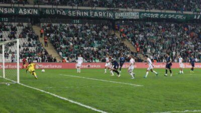 Bursaspor, Ziraat Türkiye Kupası 3.Turunda 7 Eylül 1984 Turgutlu Sportif