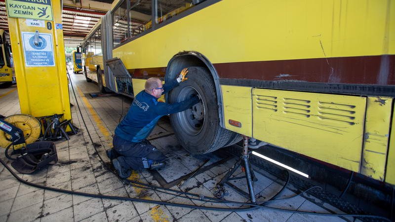 Bursa Büyükşehir Belediyesi’nin ulaşım şirketi BURULAŞ, bakım ve onarım çalışmalarını
