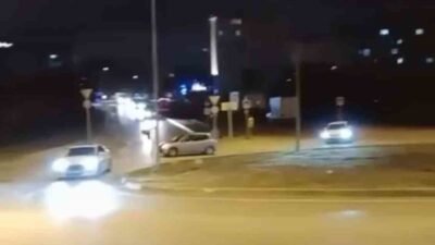 Bursa’da sokak üzerinde drift atan otomobil sürücüsü vatandaşı çileden çıkardı.