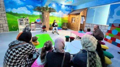 Osmangazi Belediyesi, düzenlediği Masal Atölyesi ile çocukları masalların etkileyici dünyasıyla