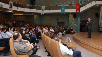 Tarımsal Kalkınma ve Kooperatifçilik Çalıştayı’nda konuşan Gazeteci Cem Seymen, tarımın