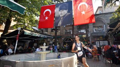 Osmangazi Belediyesi’nin ev sahipliğinde düzenlenen 3. Uluslararası Bursa Oryantiring Yarışması,