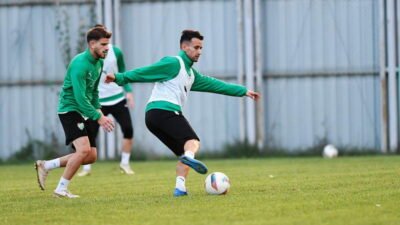 Silifke Belediye Spor maçı hazırlıklarına devam eden Bursaspor, bugünkü idmanda