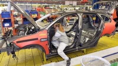 Bursa'da üretim yapan TOFAŞ Türk Otomobil Fabrikaları 2024 üçüncü çeyrek