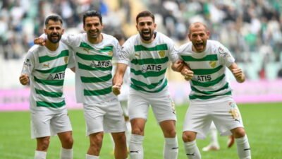 Grubunda 6 puan farkla namağlup lider durumdaki Bursaspor bugün sahasında