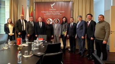 RUMELİSİAD Başkanı Murat Evke ve beraberindeki dernek yönetim kurulu üyeleri;