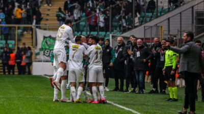 3. Lig'de 11. hafta maçları tamamlandı. Bu haftayı da galibiyetle