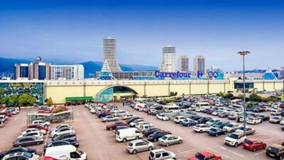 Nilüfer Belediyesi, CarrefourSa Bursa Alışveriş Merkezi'nin tahliye edilip yıkılması için